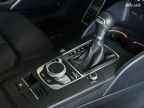 Audi A3 2017 красный - фото 23