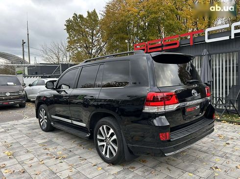 Toyota Land Cruiser 2016 - фото 18
