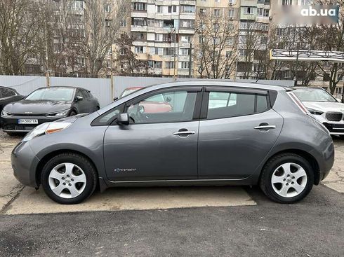 Nissan Leaf 2015 - фото 17