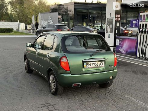 Daihatsu Sirion 1998 - фото 6