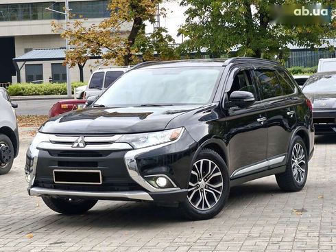 Mitsubishi Outlander 2016 - фото 2