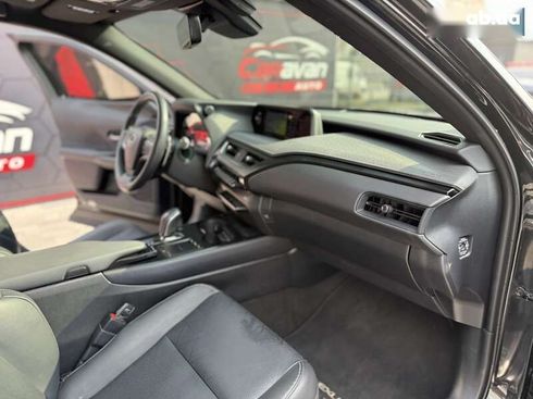 Lexus UX 2020 - фото 28