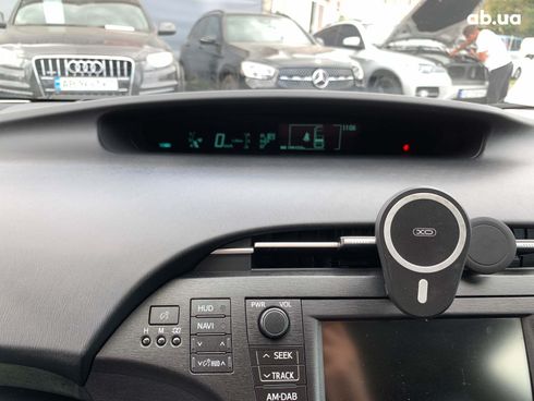 Toyota Prius 2010 серый - фото 65