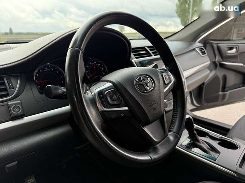 Toyota Camry 2016 - фото 24