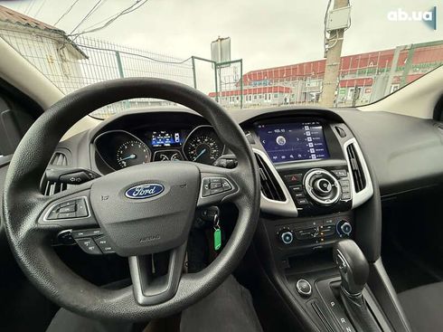 Ford Focus 2017 - фото 17