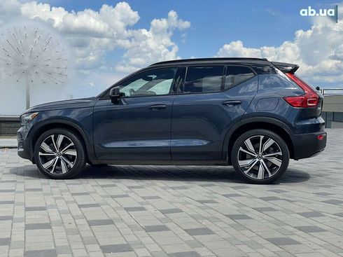 Volvo XC40 2021 - фото 22