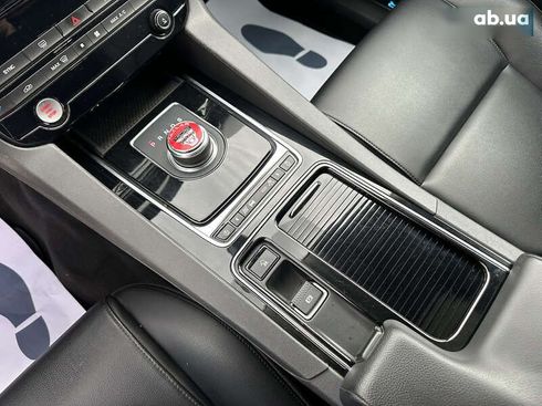 Jaguar F-Pace 2018 - фото 13