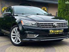 Продаж вживаних Volkswagen Passat 2017 року - купити на Автобазарі