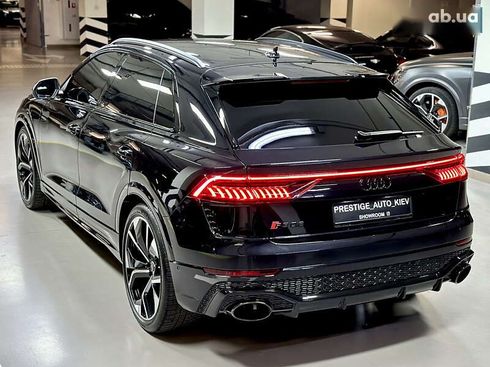 Audi RS Q8 2020 - фото 20