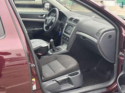 Skoda Octavia 2012 - фото 23