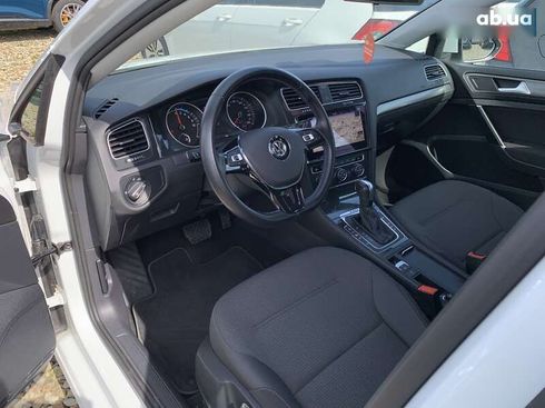 Volkswagen e-Golf 2020 - фото 14