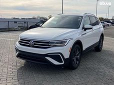 Купити Позашляховик Volkswagen Tiguan - купити на Автобазарі