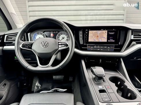 Volkswagen Touareg 2020 - фото 19