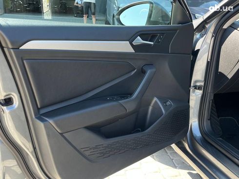 Volkswagen Jetta 2018 серый - фото 43