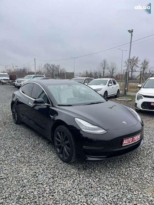Tesla Model 3 2019 - фото 6
