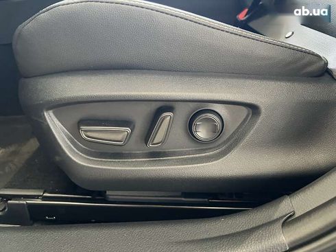 Toyota Camry 2024 - фото 23