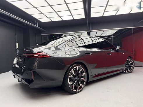 BMW i5 2023 - фото 16