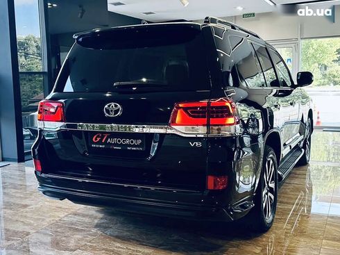 Toyota Land Cruiser 2018 - фото 9