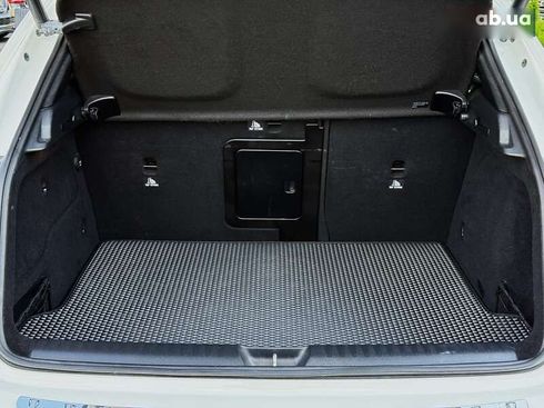 Mercedes-Benz GLA-Класс 2016 - фото 23