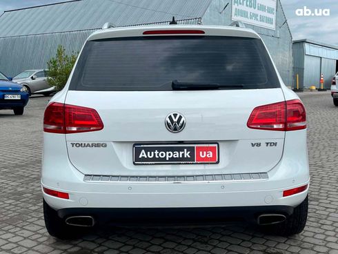 Volkswagen Touareg 2013 белый - фото 5