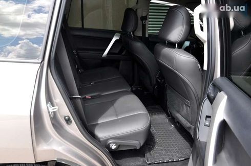Toyota Land Cruiser Prado 2018 - фото 29