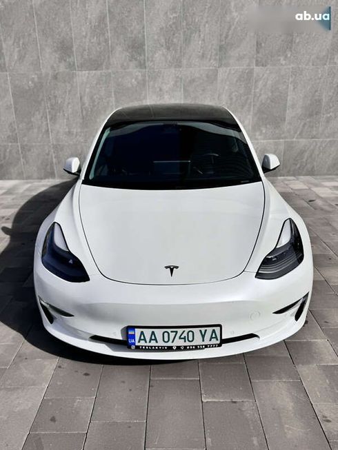 Tesla Model 3 2021 - фото 13