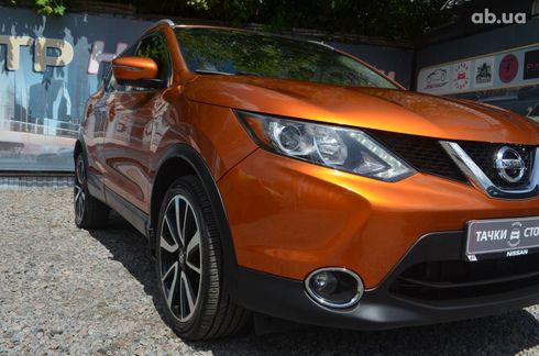 Nissan Rogue 2017 оранжевый - фото 4