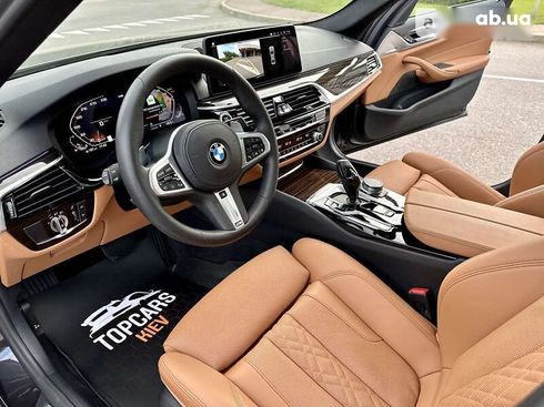 BMW 5 серия 2021 - фото 23