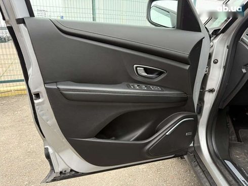 Renault Scenic 2017 - фото 14