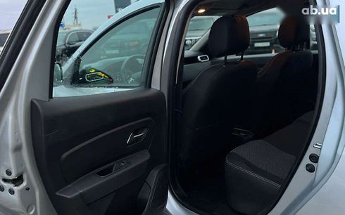Renault Duster 2019 - фото 21