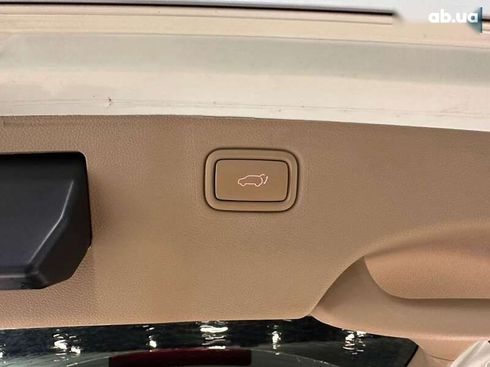 Kia Carnival 2015 - фото 12