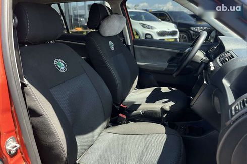 Skoda Fabia 2009 - фото 11