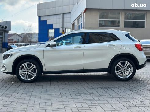 Mercedes-Benz GLA-Класс 2017 белый - фото 8