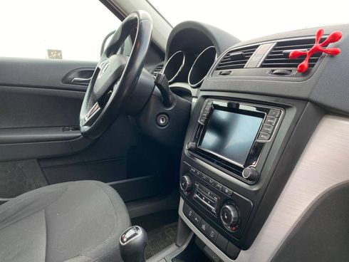 Skoda Yeti 2014 красный - фото 29