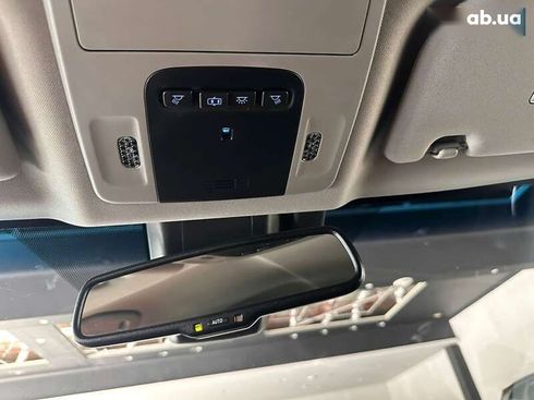 Toyota Camry 2020 - фото 17