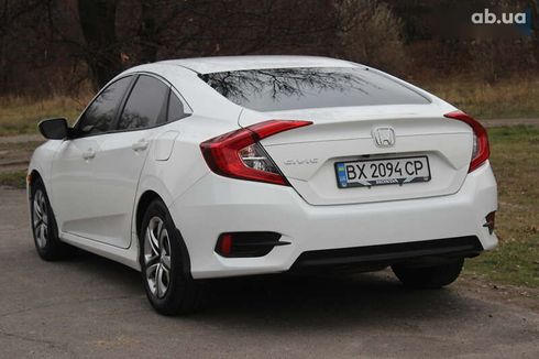 Honda Civic 2018 - фото 9