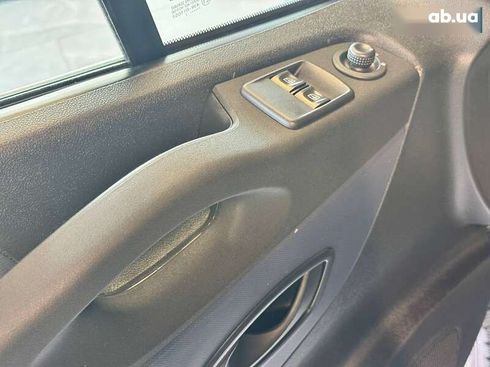 Opel Vivaro 2017 - фото 20