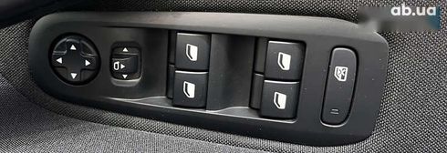 Peugeot 308 2018 - фото 14