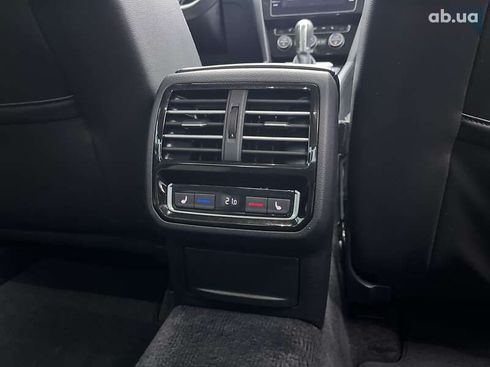 Volkswagen Passat 2018 - фото 28