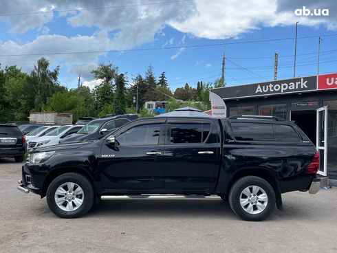 Toyota Hilux 2015 черный - фото 6