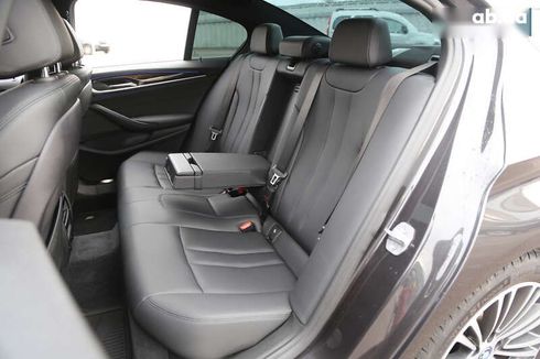 BMW 5 серия 2018 - фото 10