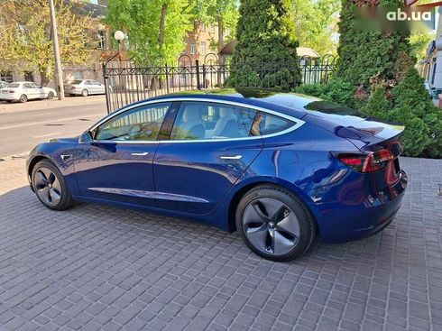 Tesla Model 3 2019 - фото 8