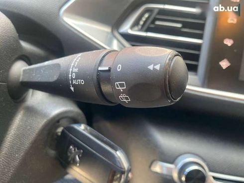 Peugeot 308 2016 - фото 25