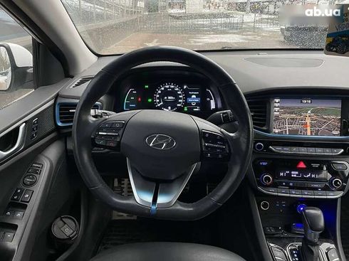 Hyundai Ioniq 2016 - фото 11