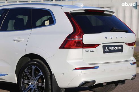 Volvo XC60 2018 - фото 8