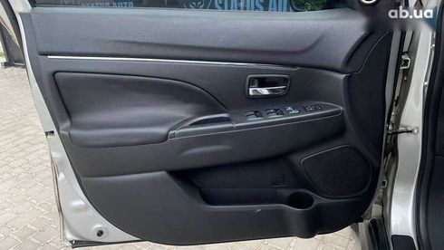 Mitsubishi Outlander 2013 - фото 17