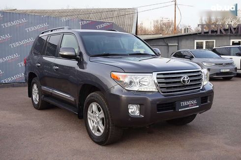 Toyota Land Cruiser 2014 - фото 3