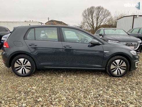 Volkswagen e-Golf 2020 - фото 14