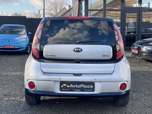 Kia Soul EV 2017 - фото 12