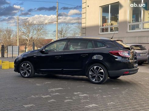 Renault Megane 2015 - фото 24